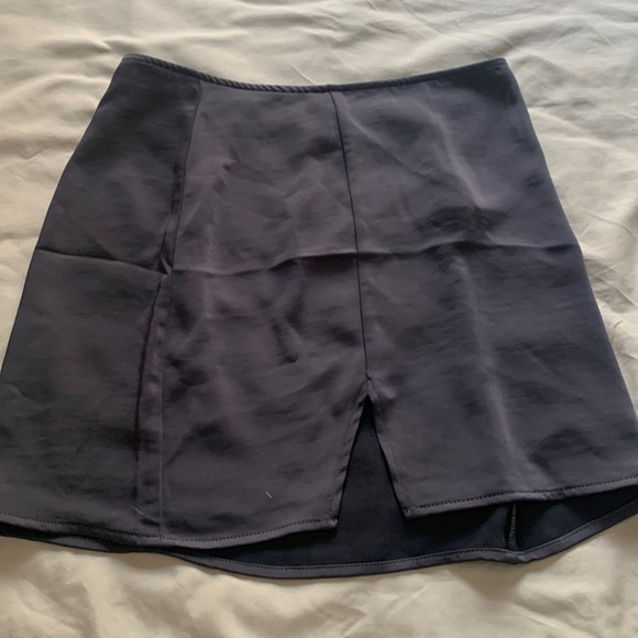 Forever 21 Dresses & Skirts - Forever21 satin black mini skirt NWOT